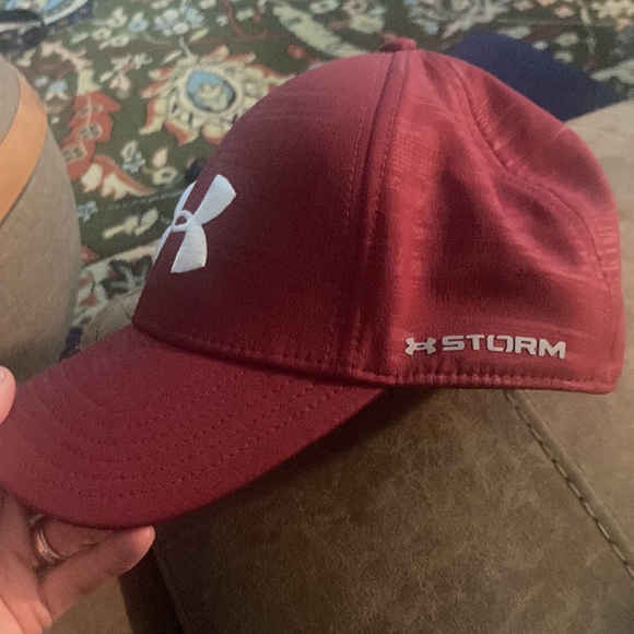 Hat - Picture 3 of 4